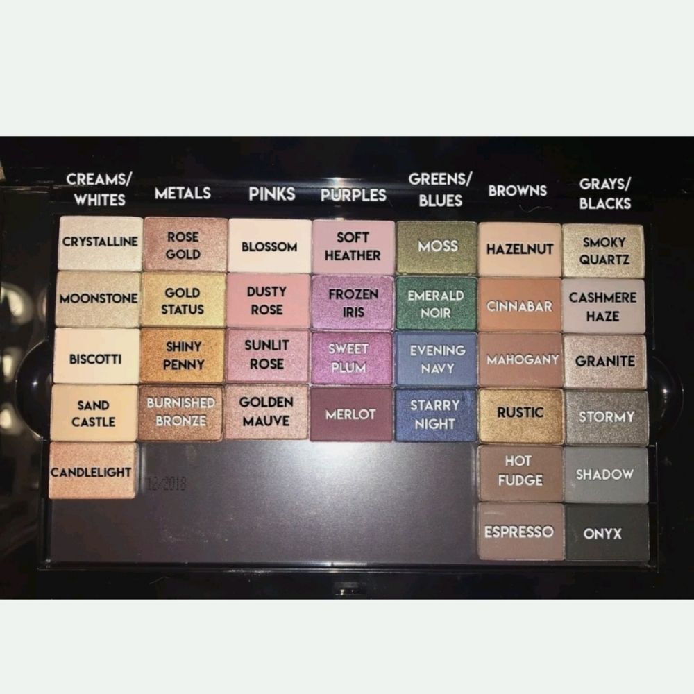 Mary Kay Chrome fusion eyeshadows